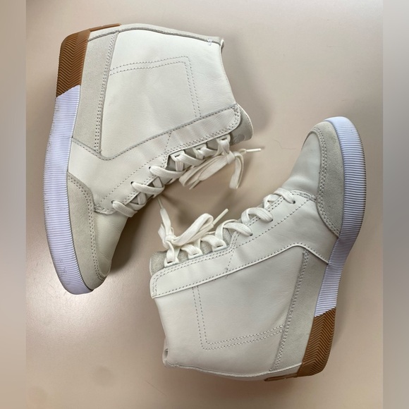 Sorel Shoes - Sorel | Size 9.5 Sea Salt Out n About White Pull-on Wedges